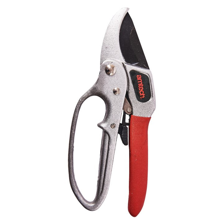 Deluxe Ratchet Pruner